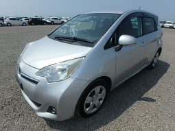TOYOTA RACTIS full