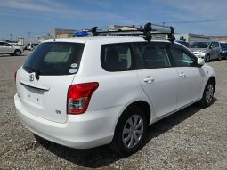 TOYOTA FIELDER full