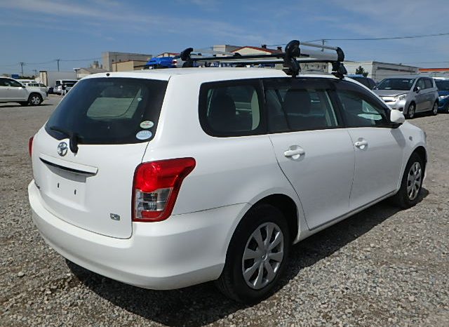 TOYOTA FIELDER full
