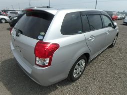 TOYOTA FIELDER full