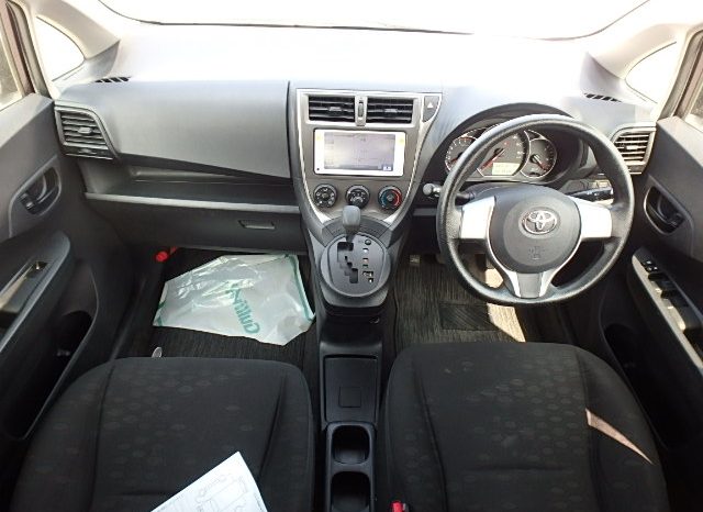 TOYOTA RACTIS full