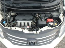 HONDA FREED full