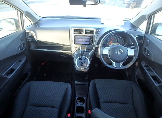 TOYOTA RACTIS full