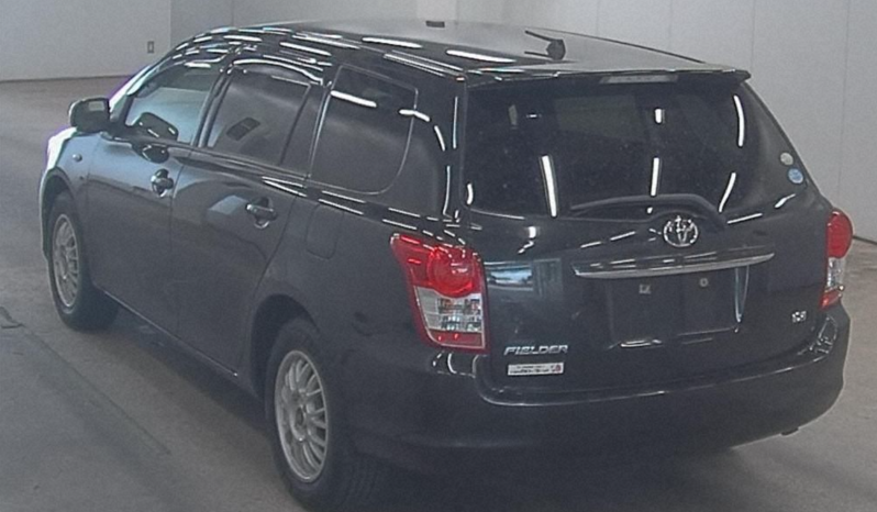 TOYOTA FIELDER full