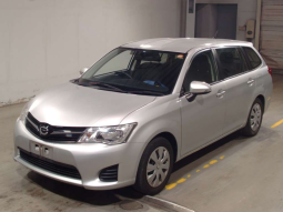 TOYOTA FIELDER full