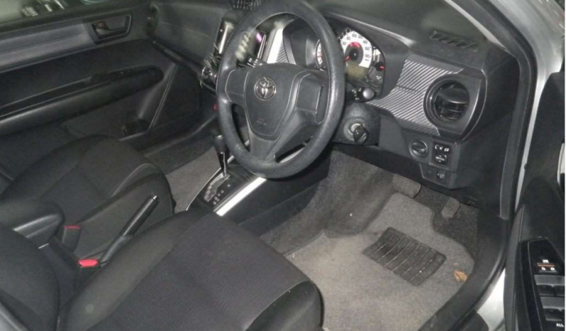 TOYOTA FIELDER full