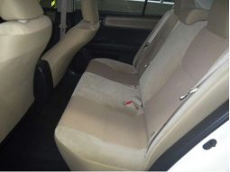 TOYOTA AXIO full