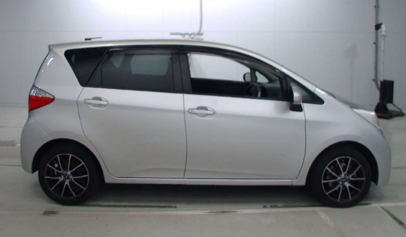 TOYOTA RACTIS full