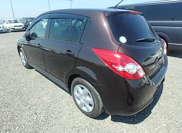 NISSAN TIIDA full