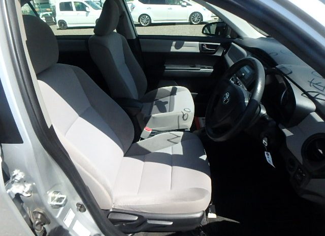 COROLLA AXIO full