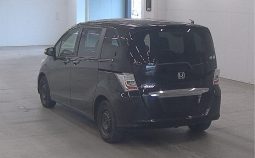 HONDA FREED full