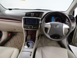 Toyota Premio full