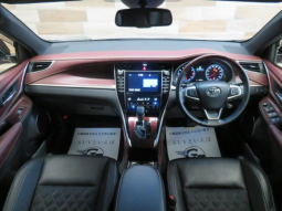 Toyota Harrier full