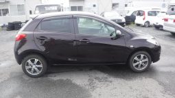Mazda Demio full