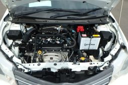 Corolla Axio full