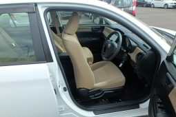 Corolla Axio full