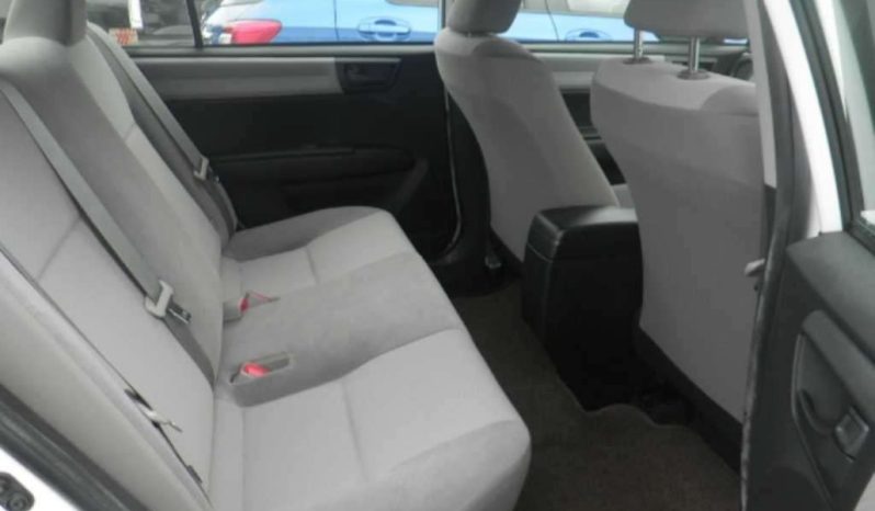 Corolla Axio full