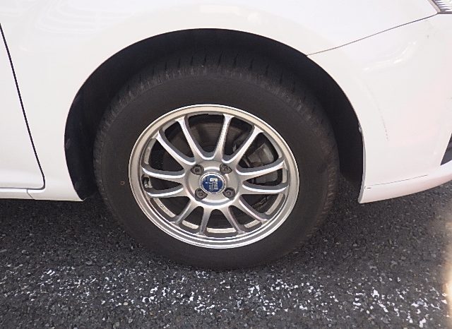Toyota Fielder full