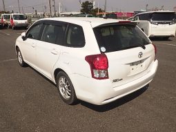 Toyota Fielder full