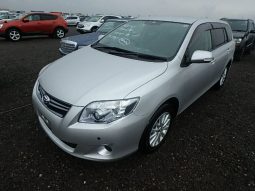 Toyota Fielder full