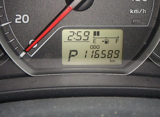 Toyota Vitz full