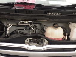 Toyota Hiace full