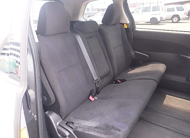 Toyota Estima full