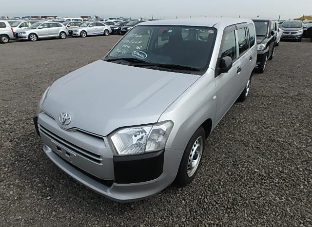 Toyota Probox full
