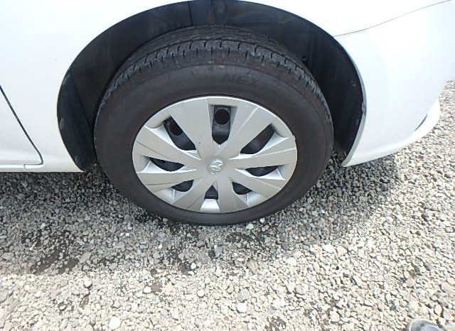Toyota Fielder full