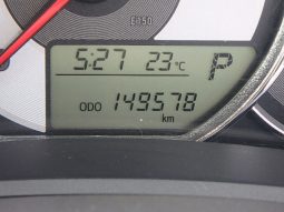 Toyota Fielder full