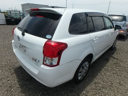 Toyota Fielder full