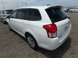 Toyota Fielder full