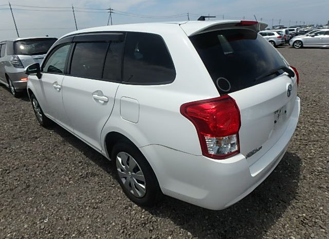 Toyota Fielder full