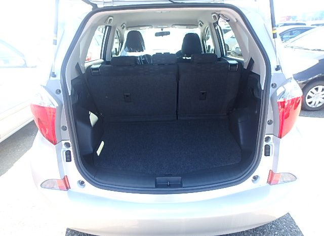 Toyota Ractis full