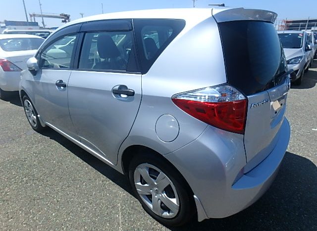 Toyota Ractis full