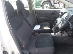 Nissan AD Van full