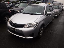 Toyota Fielder full