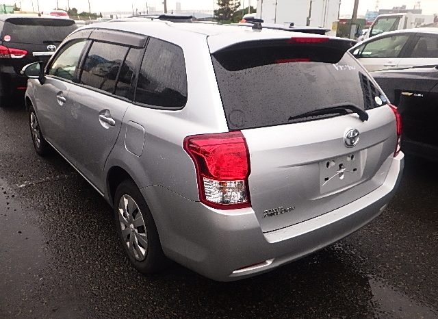 Toyota Fielder full