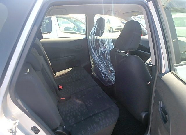 Toyota Ractis full