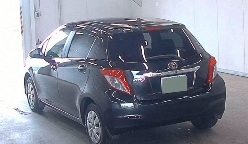 Toyota Vitz full
