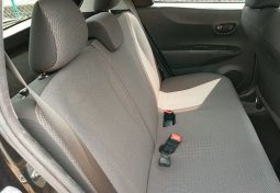 Toyota Vitz full