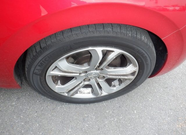 Peugeot 208 full