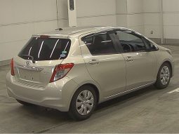 Toyota Vitz full