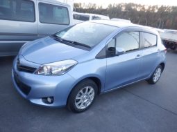 Toyota Vitz full