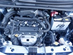 Toyota Vitz full