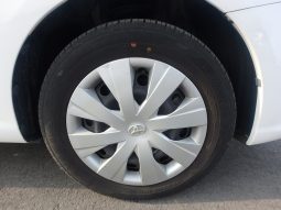 Toyota Fielder full