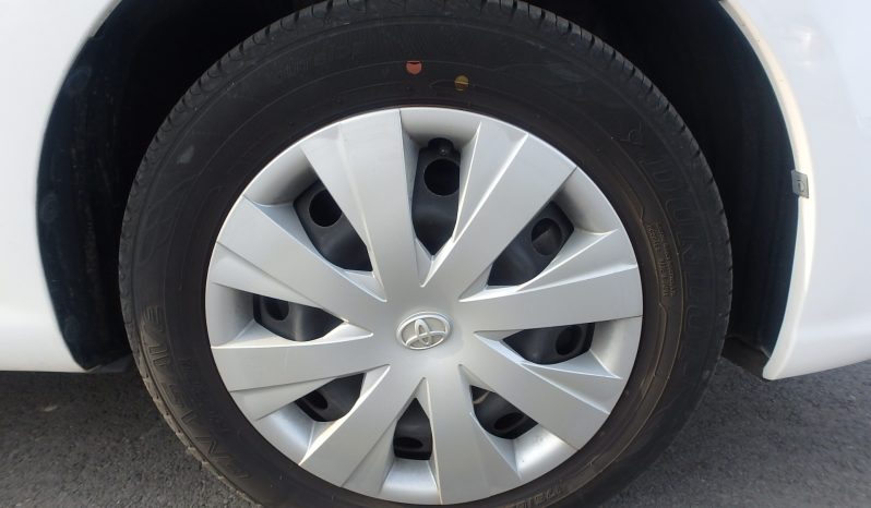 Toyota Fielder full