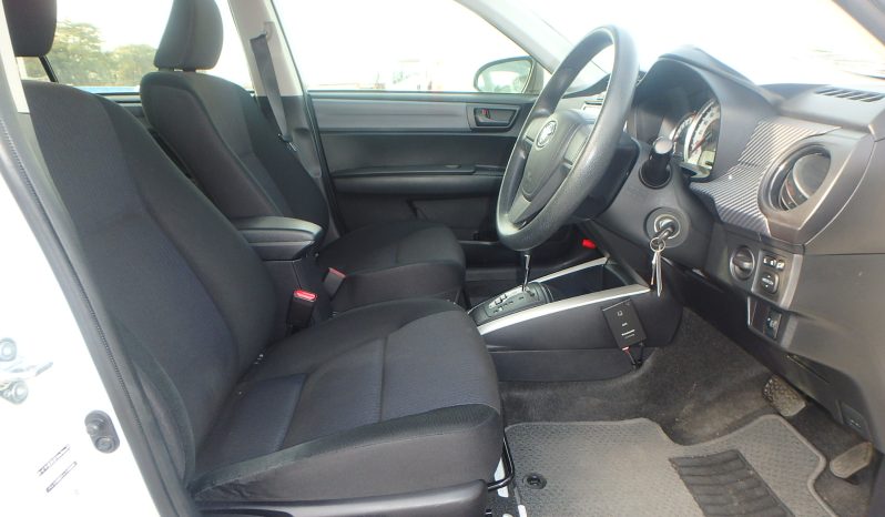 Toyota Fielder full