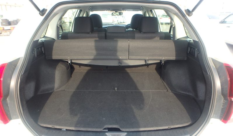 Toyota Fielder full