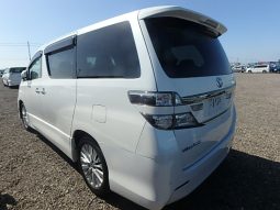 Toyota Vellfire full